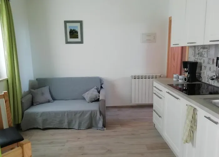 Apartmenthaus Sabine * Nova Vas (Porec)