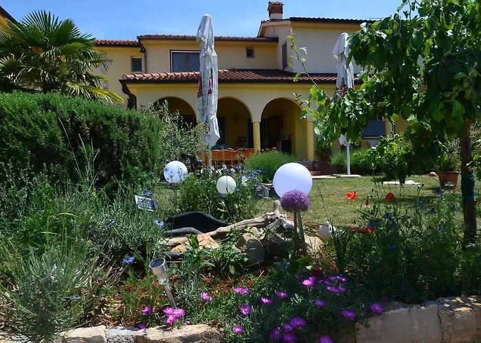 Apartmenthaus Sabine * Nova Vas (Porec)